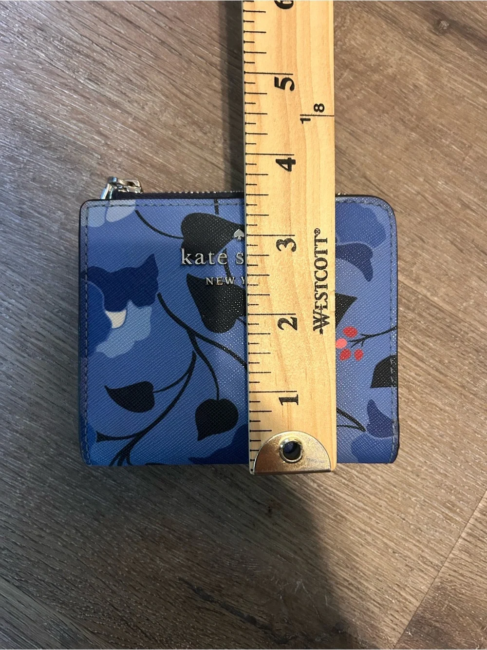 Kate Spade New York Staci Small L-Zip Bifold Wallet Blue Floral One Size